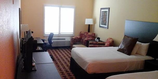 Crystal City Sagebrush Hotel מראה חיצוני תמונה