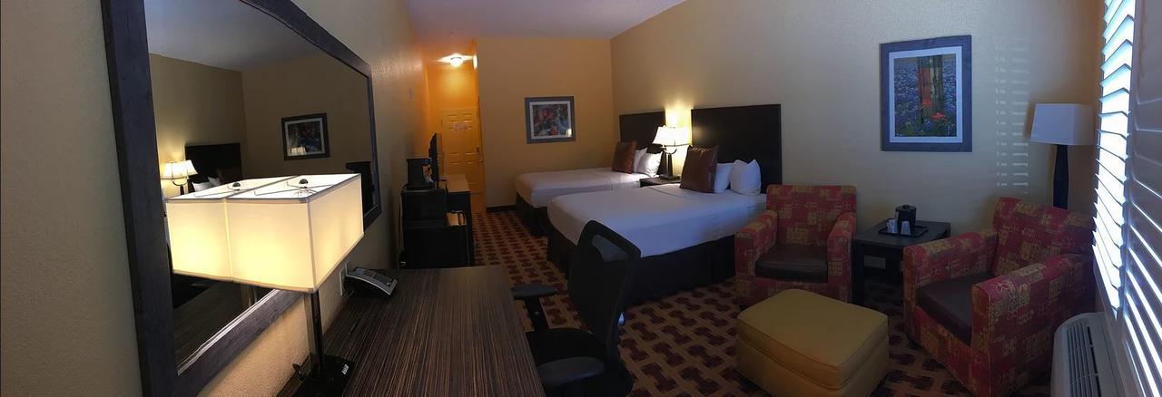 Crystal City Sagebrush Hotel מראה חיצוני תמונה