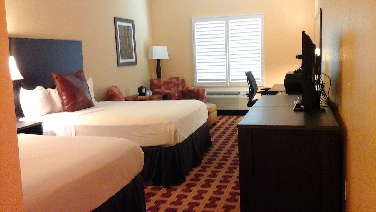 Crystal City Sagebrush Hotel מראה חיצוני תמונה